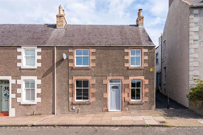 5 Bedroom Property For Sale In The Old Dairy, Roxburgh Street, Kelso, TD5