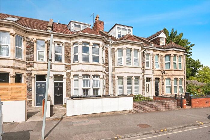 1 Bedroom Flat For Sale In Bath Road, Brislington, Bristol, BS4