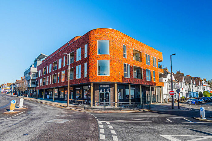 1 Bedroom Apartment To Rent In Broadway, Essex, SS9