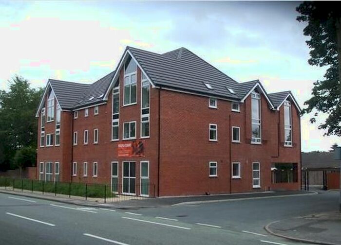 2 Bedroom Flat To Rent In Cowburn Street, Wigan, WN2