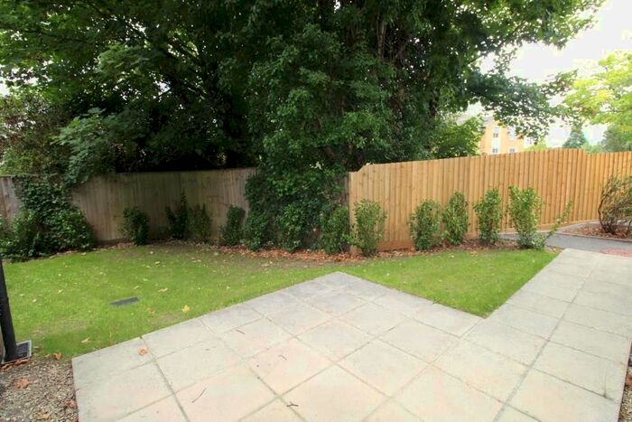 2 Bedroom Flat To Rent In Norwich Avenue West, Bournemouth, BH2