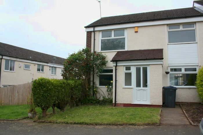 3 Bedroom End Of Terrace House To Rent In The Roundabout, Birmingham, West Midlands, B31