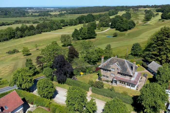 5 Bedroom Detached House For Sale In Drury Lane, Pannal, HG3