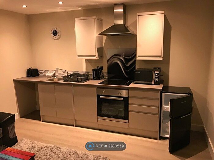 1 Bedroom Flat To Rent In Meadow Road, Beeston, Nottingham, NG9