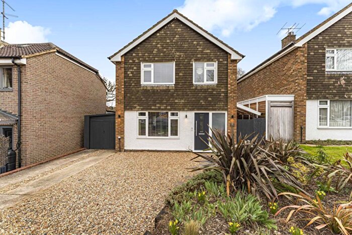 4 Bedroom Detached House For Sale In Monmouth Road, Harlington, LU5