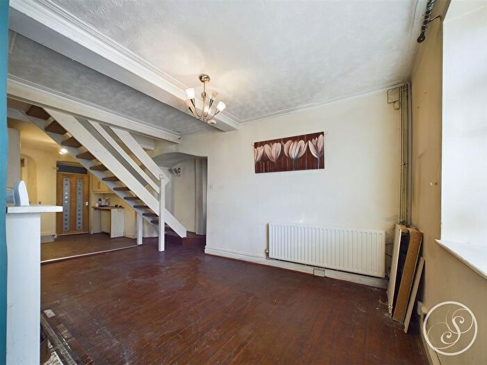 2 Bedroom Terraced House For Sale In Colton Road, Whitkirk, Leeds, LS15