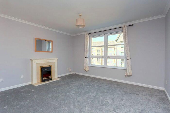 2 Bedroom Flat To Rent In Blandfield, Edinburgh, EH7