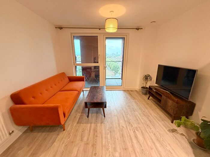 1 Bedroom Flat To Rent In Thunderer Street, E13