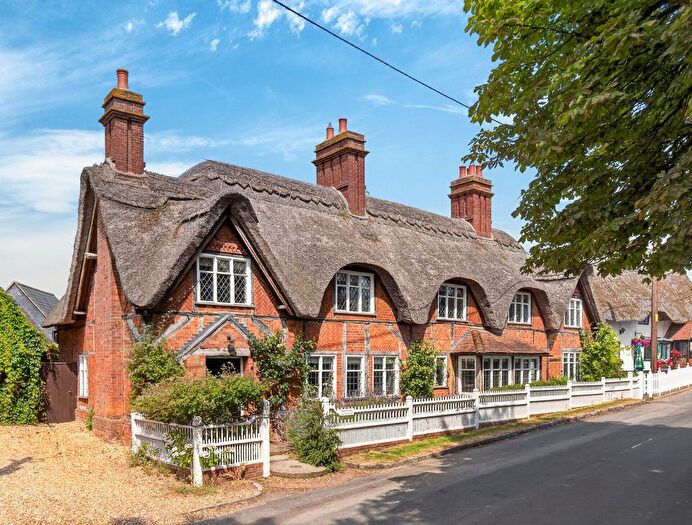 6 Bedroom Detached House For Sale In Main Street Adstock Buckingham, Buckinghamshire, MK18
