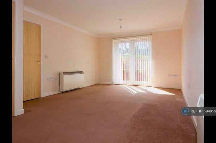 1 Bedroom Flat To Rent In John Levers Way, Exeter, EX4