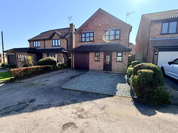 4 Bedroom Detached House For Sale In Wentworth Drive, Whitestone, CV11