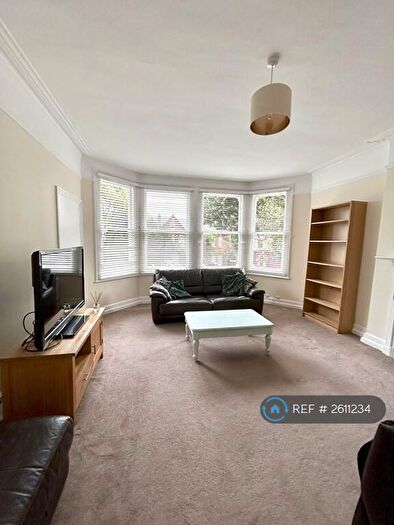 2 Bedroom Maisonette To Rent In Canadian Avenue, London, SE6