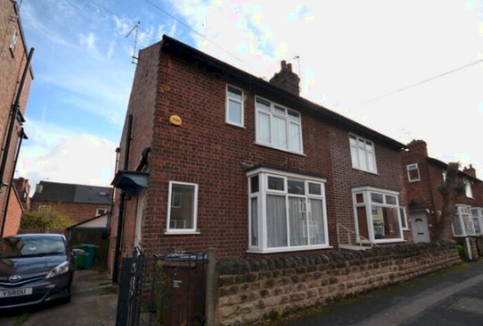 6 Bedroom Property To Rent In Ednaston Road, , Nottingham, NG7
