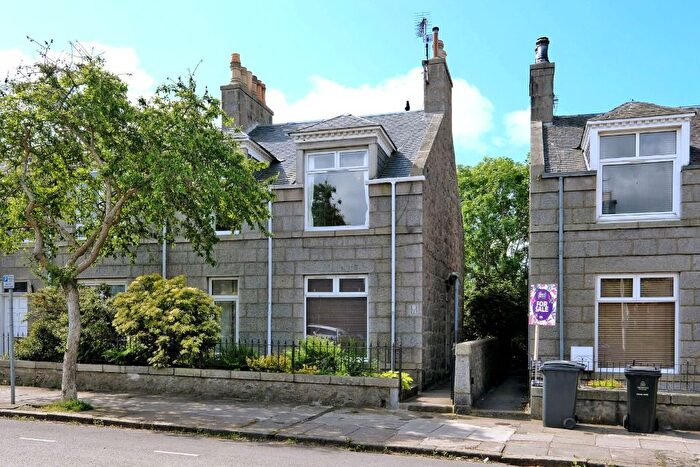 1 Bedroom Flat To Rent In Bedford Place, Kittybrewster, Aberdeen, AB24