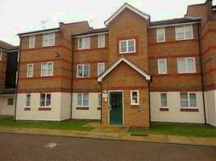 1 Bedroom Flat To Rent In Hispano Mews, Enfield, EN3