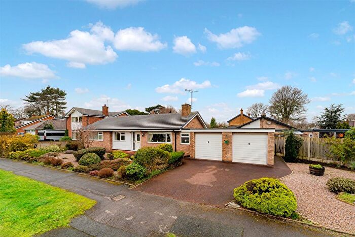 3 Bedroom Detached Bungalow For Sale In Berrystead, Hartford, Northwich, CW8