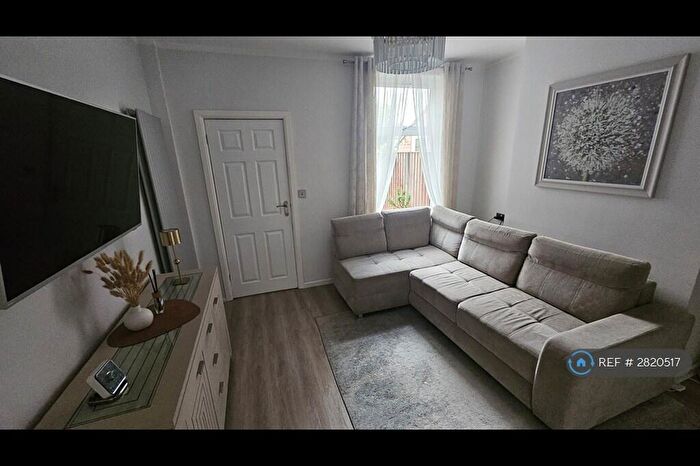 3 Bedroom Terraced House To Rent In Woods Lane, Burton-On-Trent, DE15