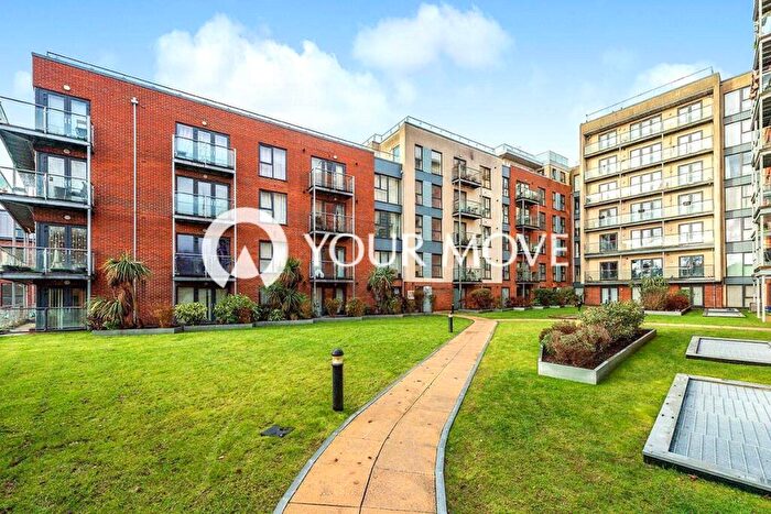 1 Bedroom Flat To Rent In Midland Road, Hemel Hempstead, Hertfordshire, HP2