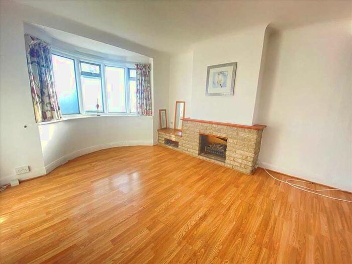 3 Bedroom Terraced House To Rent In Rosedene Avenue, Greenford, UB6