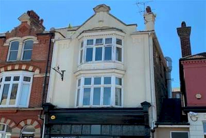 1 Bedroom Flat To Rent In High Street, Rochester, ME1