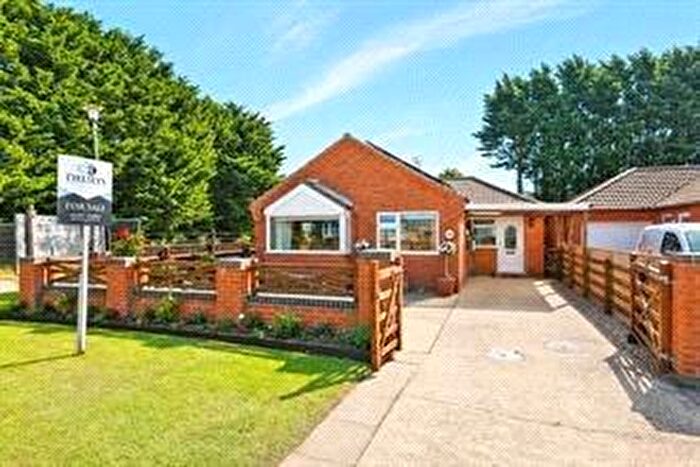 3 Bedroom Bungalow For Sale In Ancaster Avenue, Chapel St Leonards, Skegness, PE24