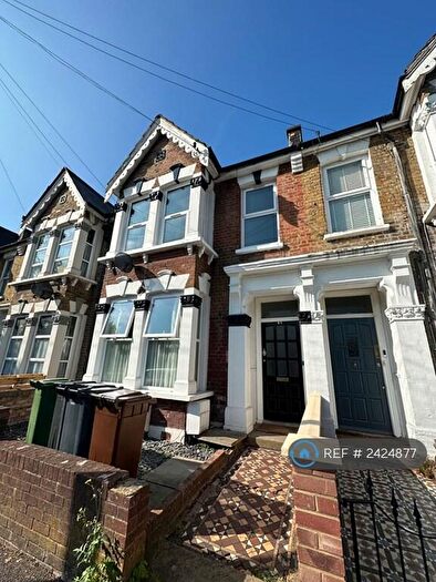 2 Bedroom Flat To Rent In Vernon Road, London, E11