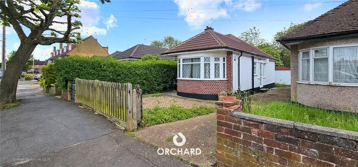 2 Bedroom Bungalow To Rent In Whitby Road, Ruislip, Middlesex, HA4
