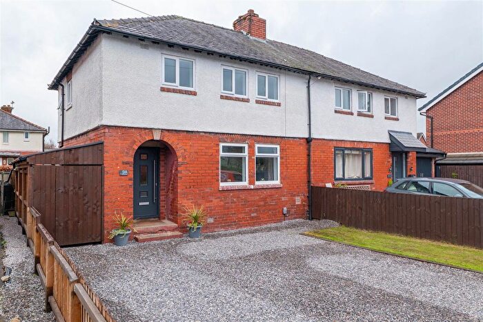 3 Bedroom Semi Detached House For Sale In Brindle Street, Chorley, PR7