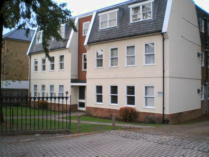 1 Bedroom Apartment To Rent In Swallow Court, Hertford, SG14