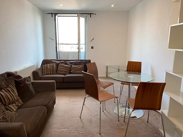 1 Bedroom Apartment To Rent In Th Floor Hive Penthouse With Terrace, B5