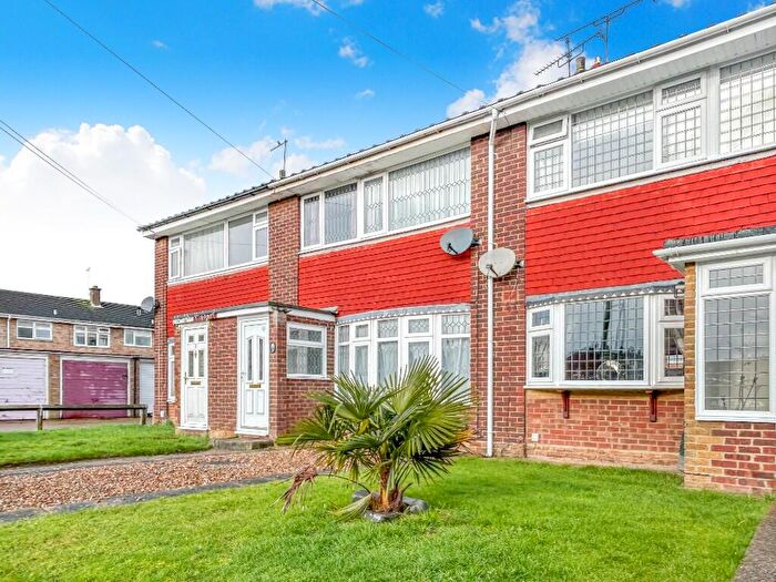 3 Bedroom Terraced House For Sale In Colville Close, Stanford-Le-Hope, Essex, SS17