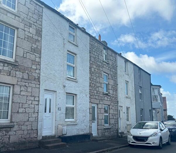 3 Bedroom Terraced House For Sale In Grove Road, Portland, DT5