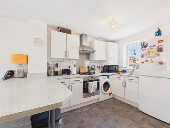 3 Bedroom Terraced House For Sale In Bounty Drive, Kingswood, Hull, HU7