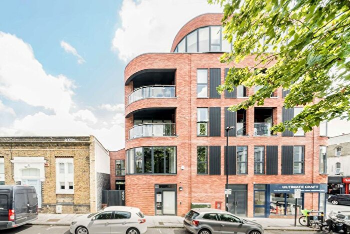 2 Bedroom Flat To Rent In Holloway Road, London, N19