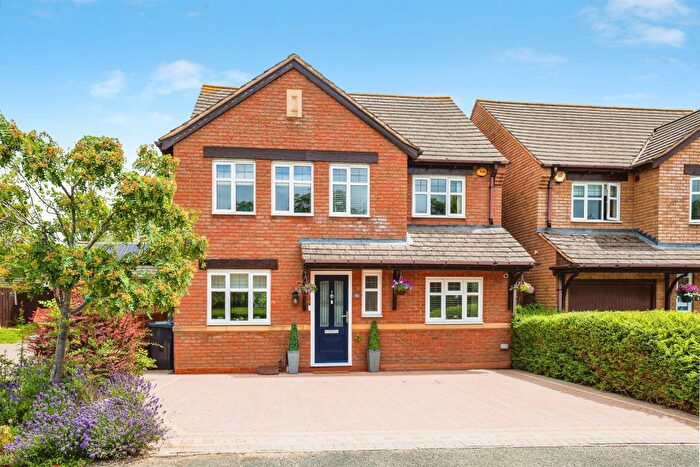 4 Bedroom Detached House For Sale In Stephenson Way, Honeybourne, Evesham, WR11