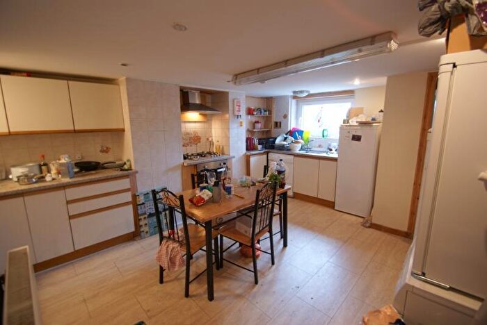 5 Bedroom Terraced House To Rent In Royal Park Avenue, Hyde Park, Leeds, LS6