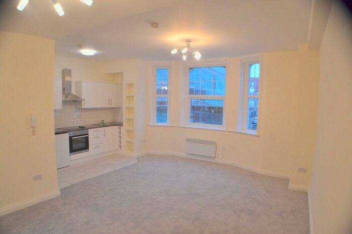 Studio To Rent In Allitsen Road, London, NW8
