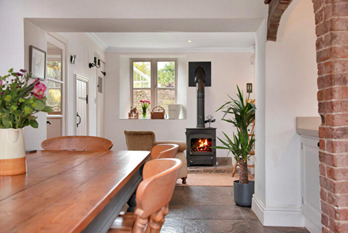 5 Bedroom Detached House For Sale In Main Street, Holwell, LE14