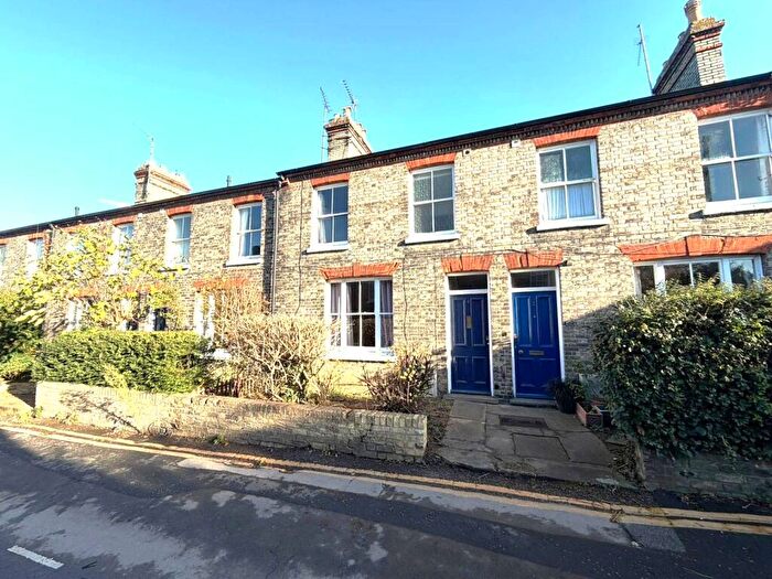 3 Bedroom Terraced House To Rent In Brunswick Terrace, Cambridge, CB5