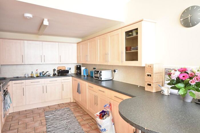 1 Bedroom Flat To Rent In Tower House, Newcastle Upon Tyne, NE1
