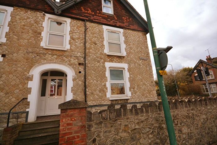 1 Bedroom Flat To Rent In Campbell Road, Maidstone, ME15