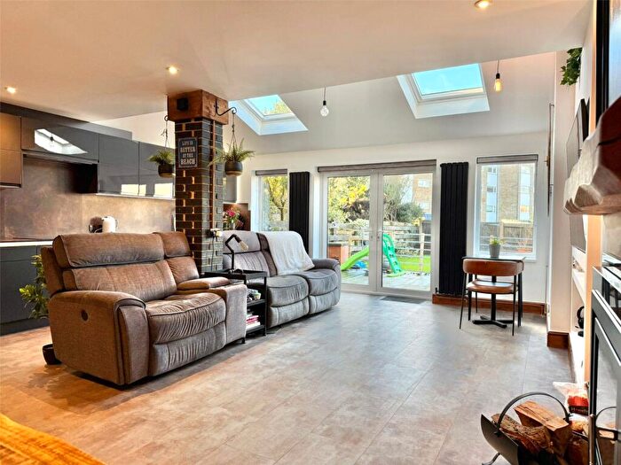 3 Bedroom Terraced House For Sale In Maryland Gardens, Milford On Sea, Lymington, Hampshire, SO41