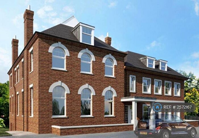 2 Bedroom Flat To Rent In Manor Road, South Norwood, SE25