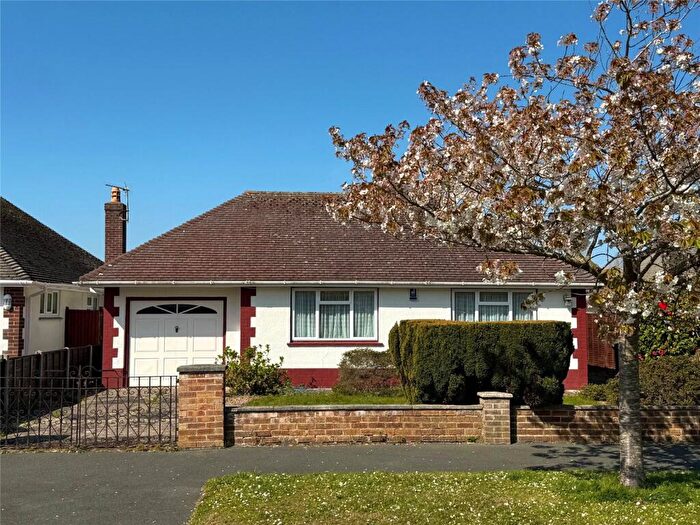3 Bedroom Bungalow For Sale In Barton Croft, Barton On Sea, Hampshire, BH25