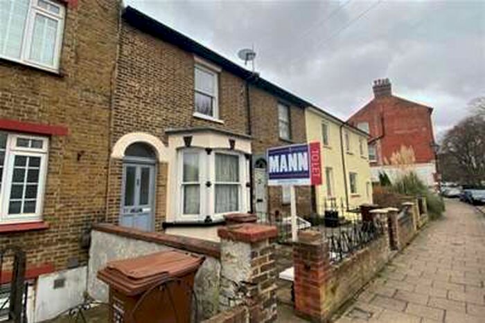 3 Bedroom Terraced House To Rent In Mill Road, Gillingham, ME7