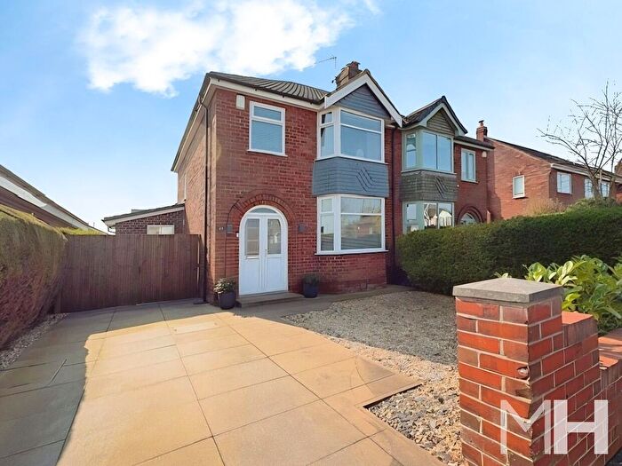3 Bedroom Semi-Detached House For Sale In Whitefield Road, Penwortham, Preston, PR1
