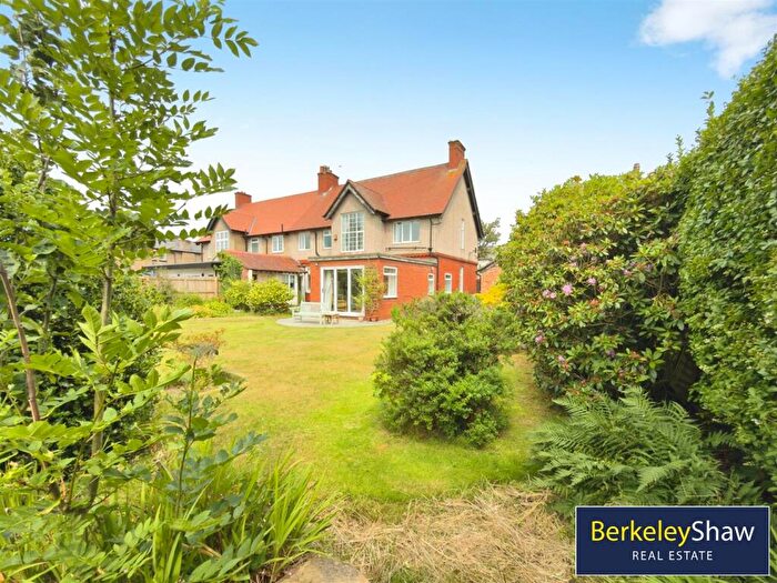 5 Bedroom Semi-Detached House For Sale In Park Avenue, Crosby, Liverpool, L23
