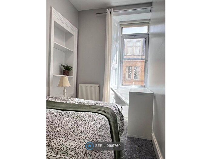 3 Bedroom Flat To Rent In Buccleuch Terrace, Edinburgh, EH8
