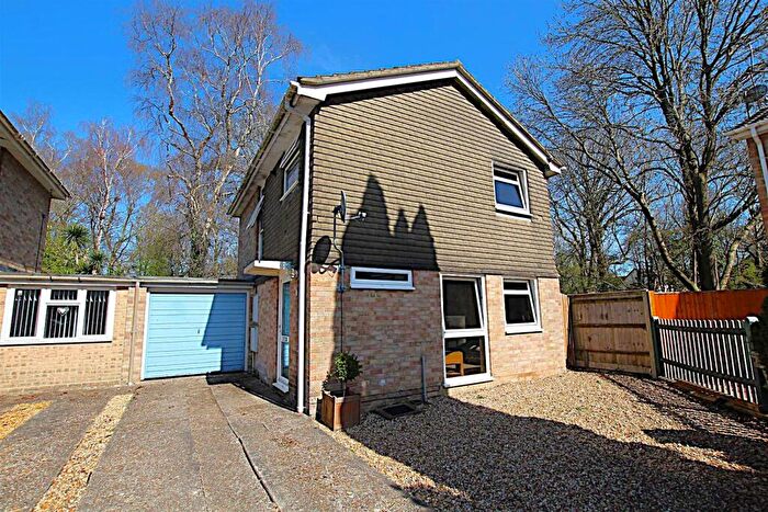 3 Bedroom Detached House For Sale In Denbigh Close, Eastleigh, SO50