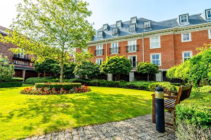 1 Bedroom Property To Rent In Centurion Square, Skeldergate, York, YO1